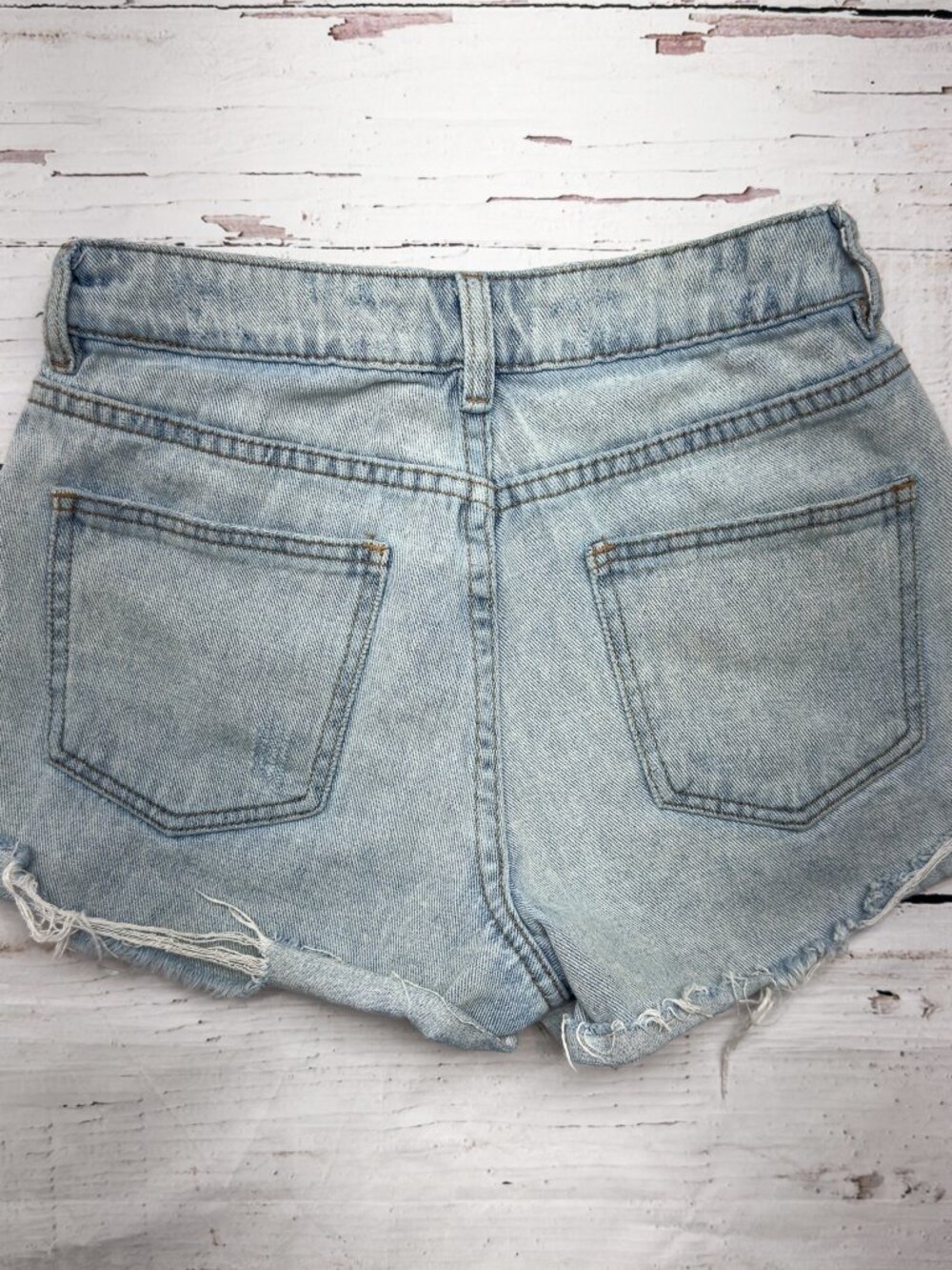 PacSun Mom Shorts Distressed Light Wash Denim Size 26 High Rise - Picture 3 of 8